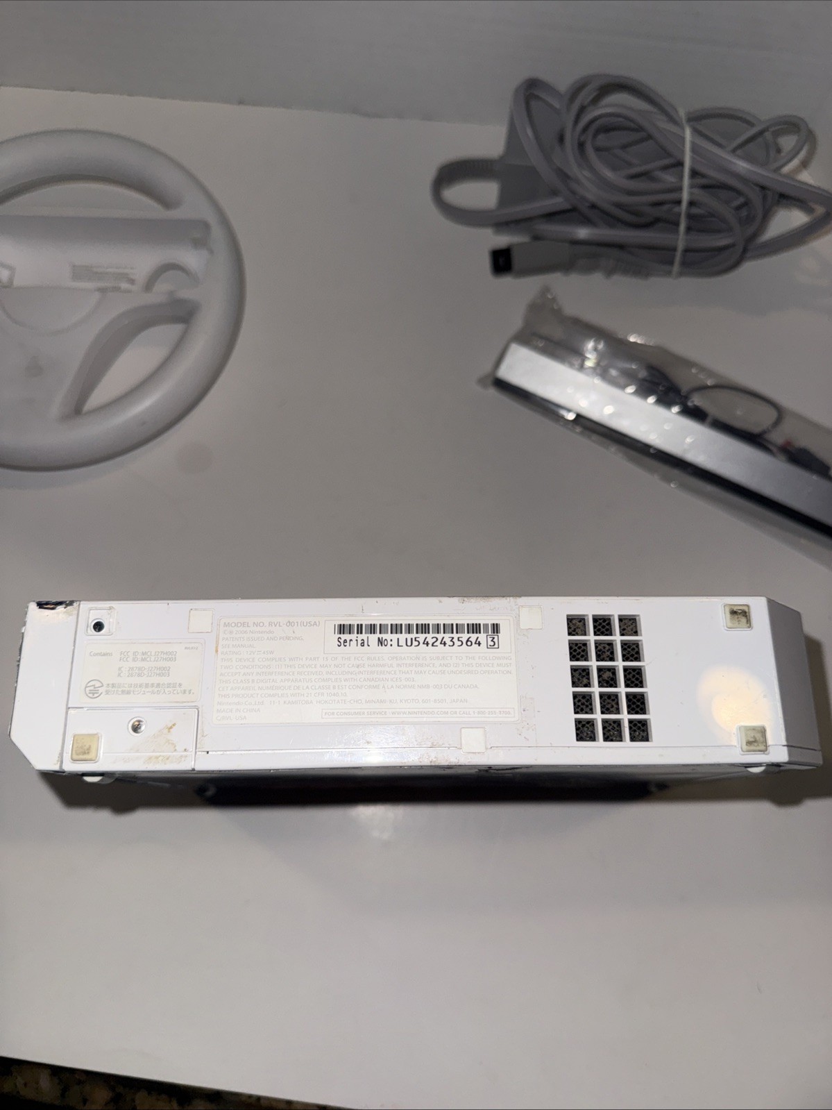 Nintendo Wii RVL-001 512 MB Home Console – White