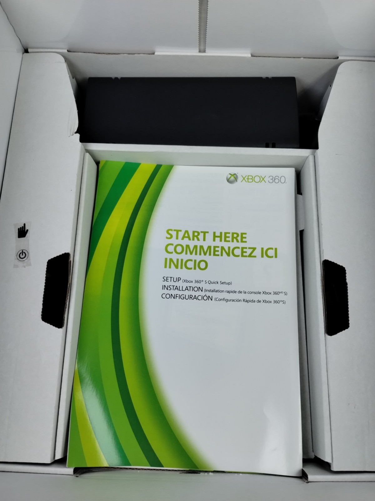 Xbox 360 S 4GB Microsoft 1439 Video Game System in Box W 250g Hard Drive Works