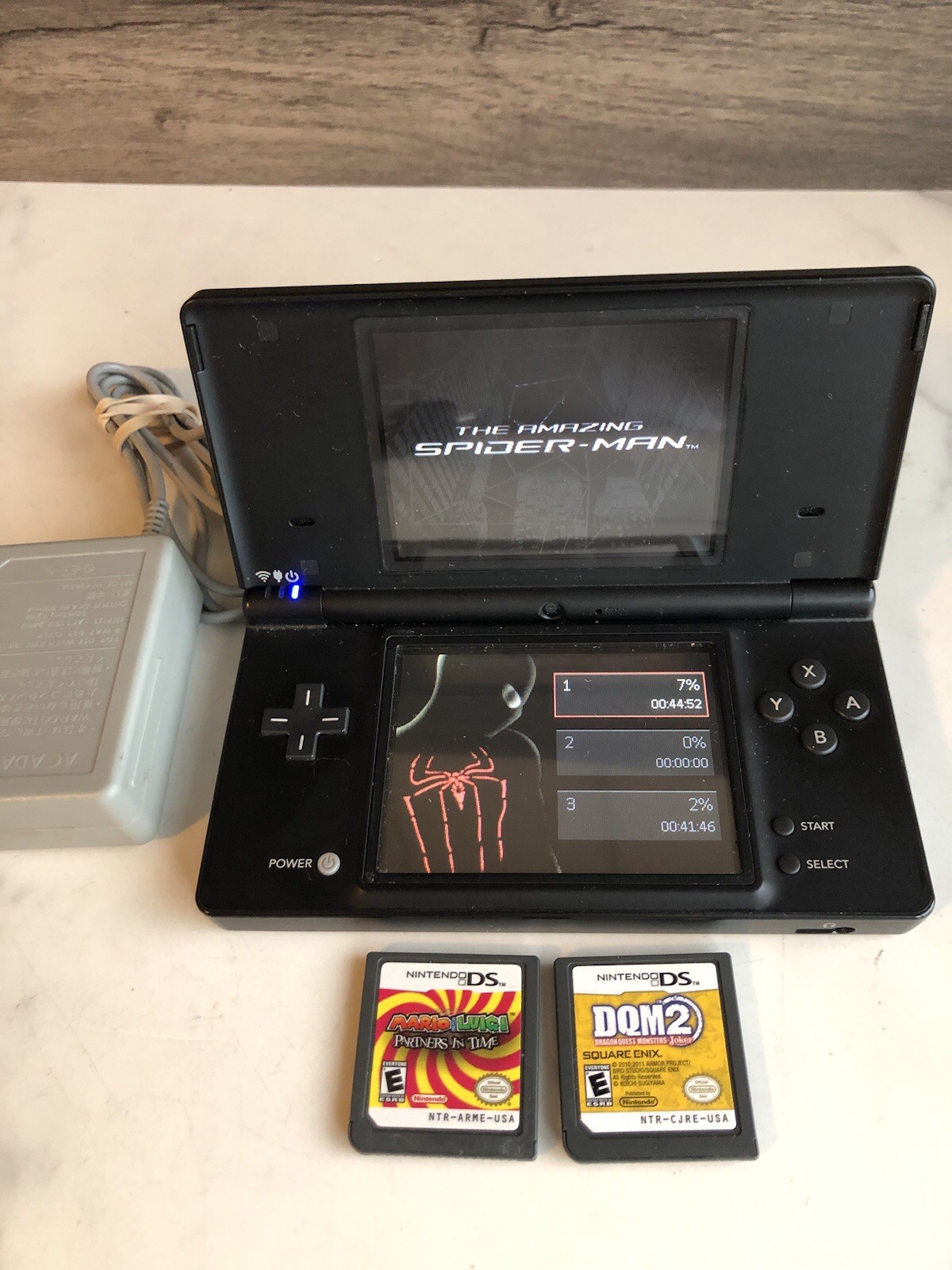 Nintendo DSi Matte Black Video Game Console 4 Games Lot w/ Charger Dragon Quest