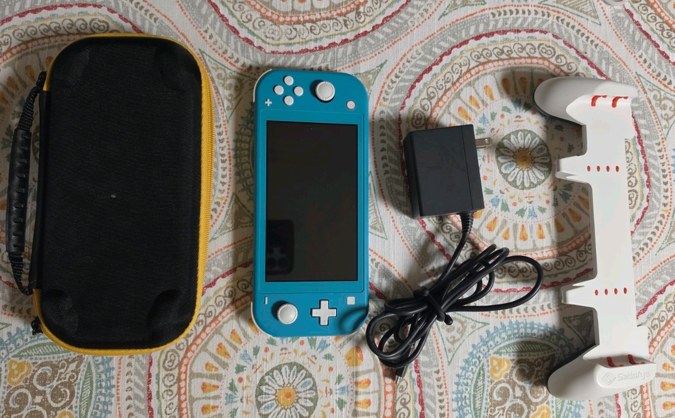 Nintendo Switch Lite Handheld Console – Turquoise