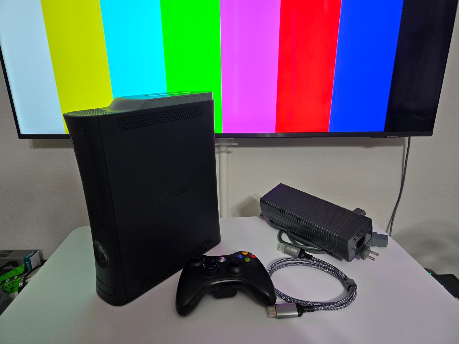 Microsoft XBox 360 PRO Video Game Console Gaming System Bundle Package