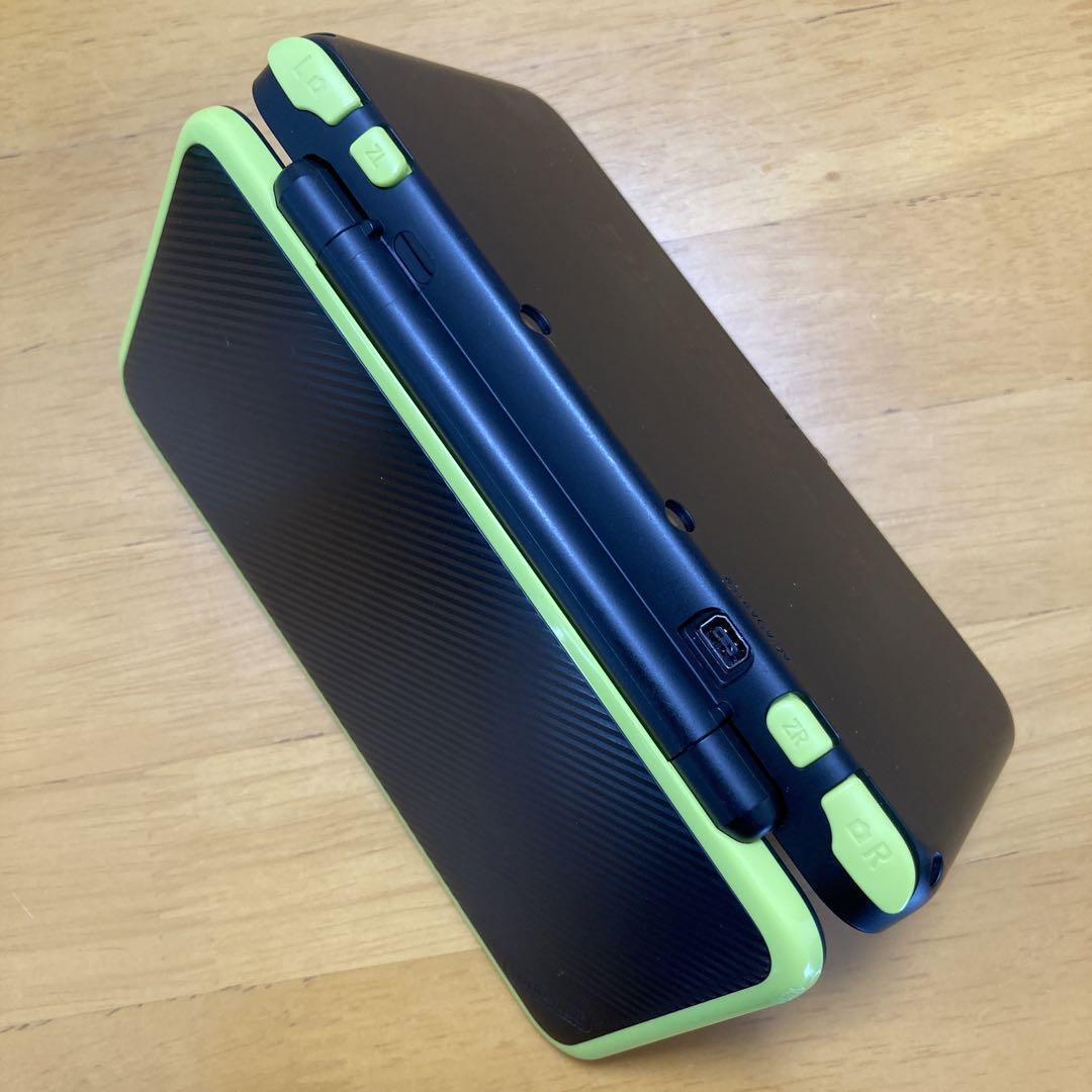 New Nintendo 2DS XL LL Black Lime Console Stylus Working Tested Japanese ver