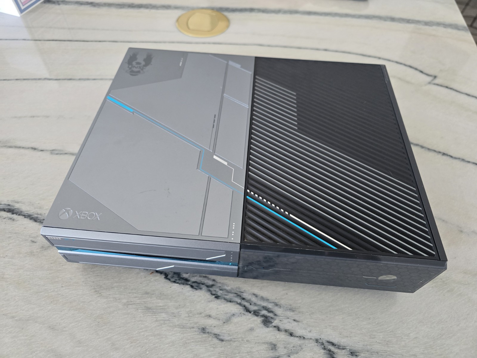 Microsoft Xbox One Halo 5: Guardians Limited Edition 1TB Black & Silver Console