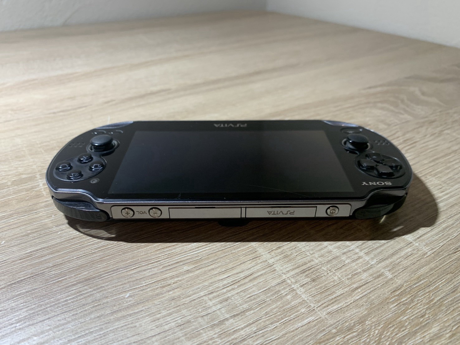 1234 PlayStation PS Vita PCH-1100 Crystal Black Normal TESTED