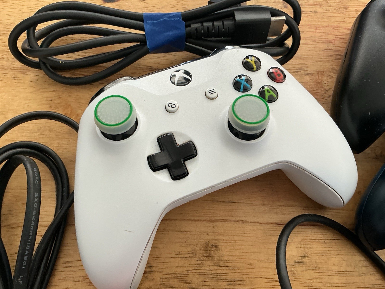 Xbox Series S 512GB White Console GREAT Condition with 4 Controllers & HDMI