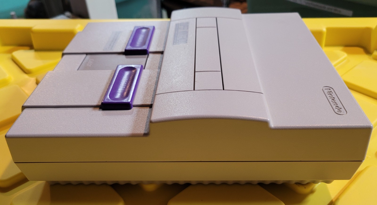 Super Nintendo SNES Console Mario Box Set with 8bitdo Bluetooth Retro Receiver