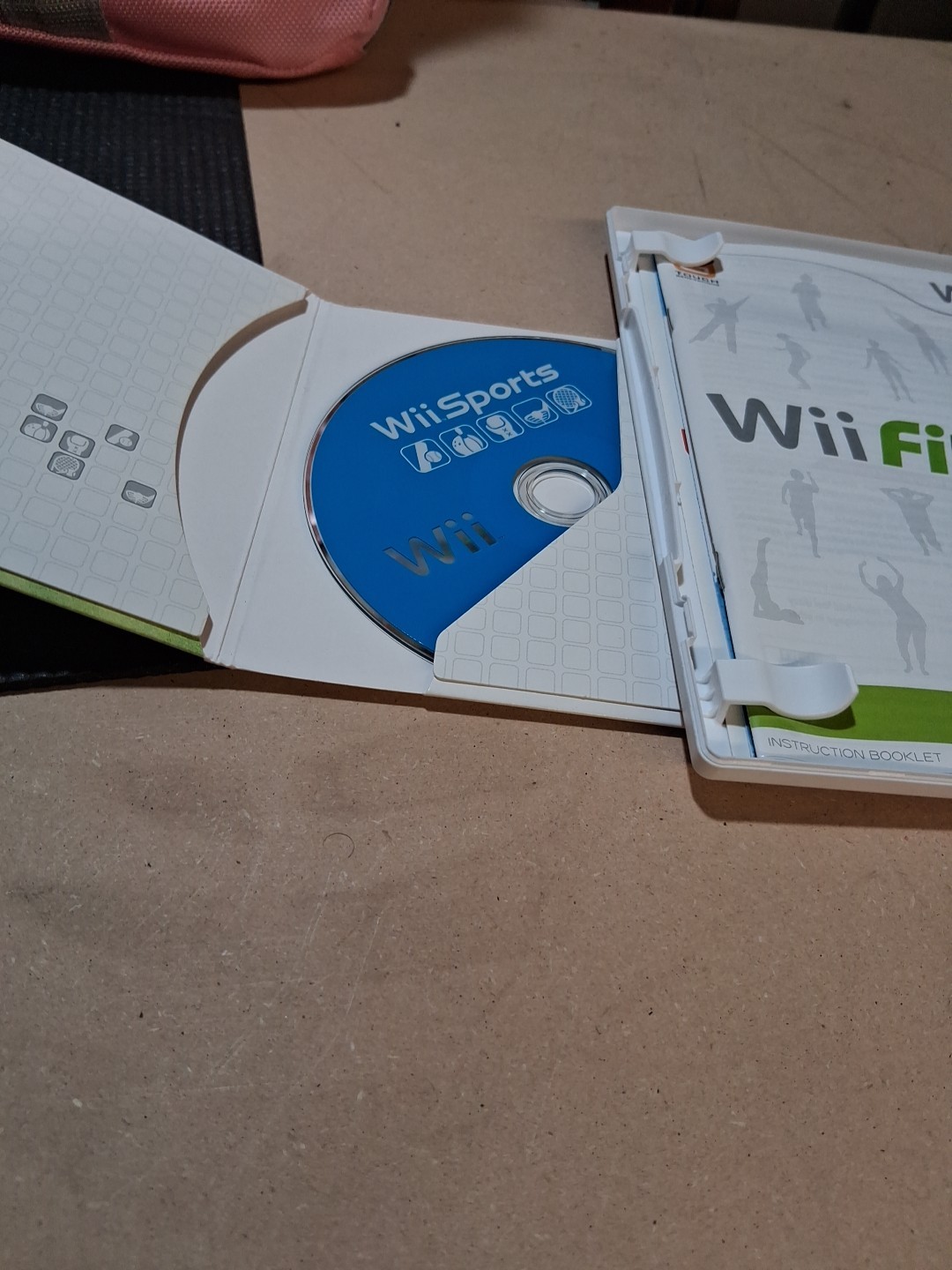 Nintendo Wii Console Bundle with Board + hdmi AV to HDMI . «Whole Package»