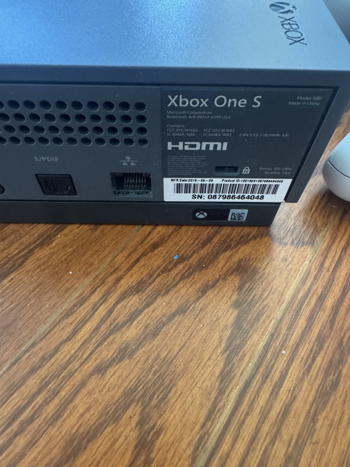 Microsoft Xbox One S 1681 Black 500GB 4K UHD HDR Console w/ Controller + COD BO4