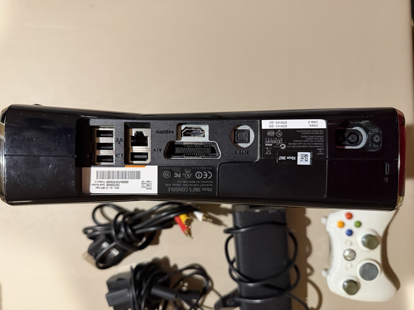 Microsoft Xbox 360 Slim 250GB Black Console, White Controller And Cords(NTSC)