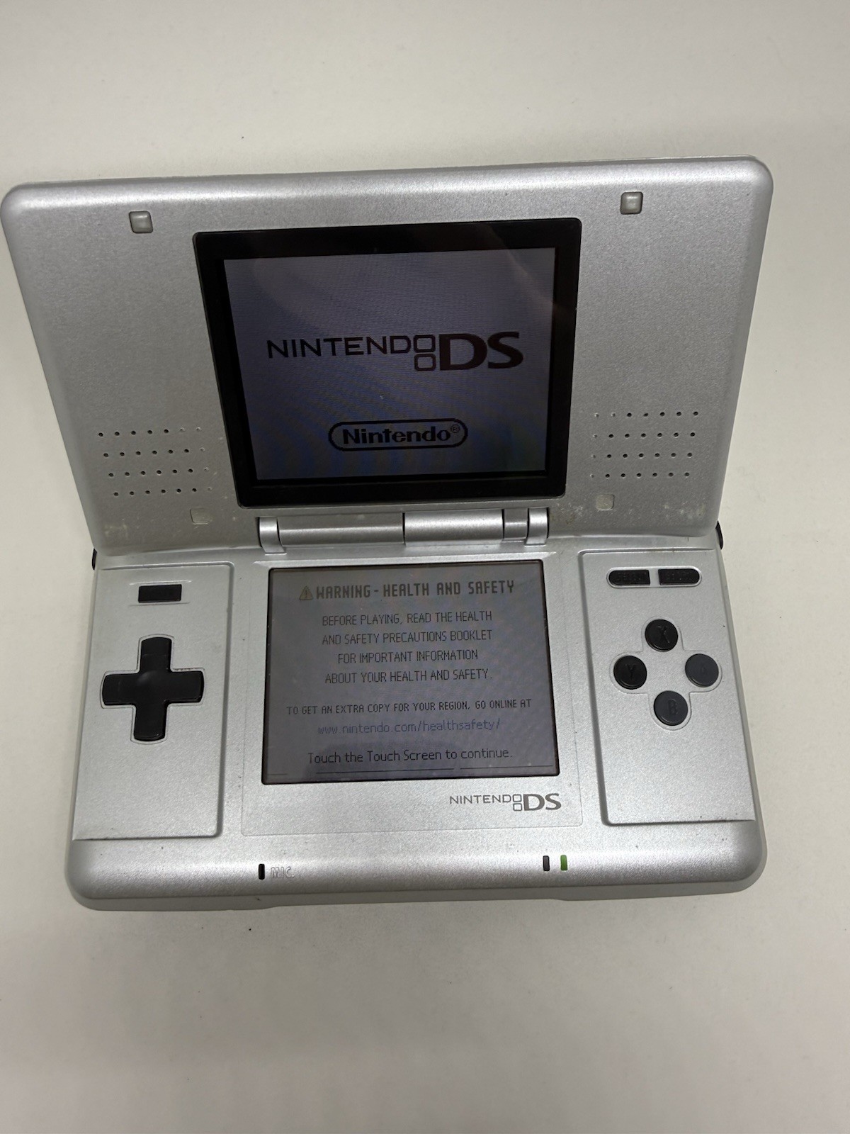 Nintendo DS Silver Handheld System – Great Condition! – TESTED AND WORKING