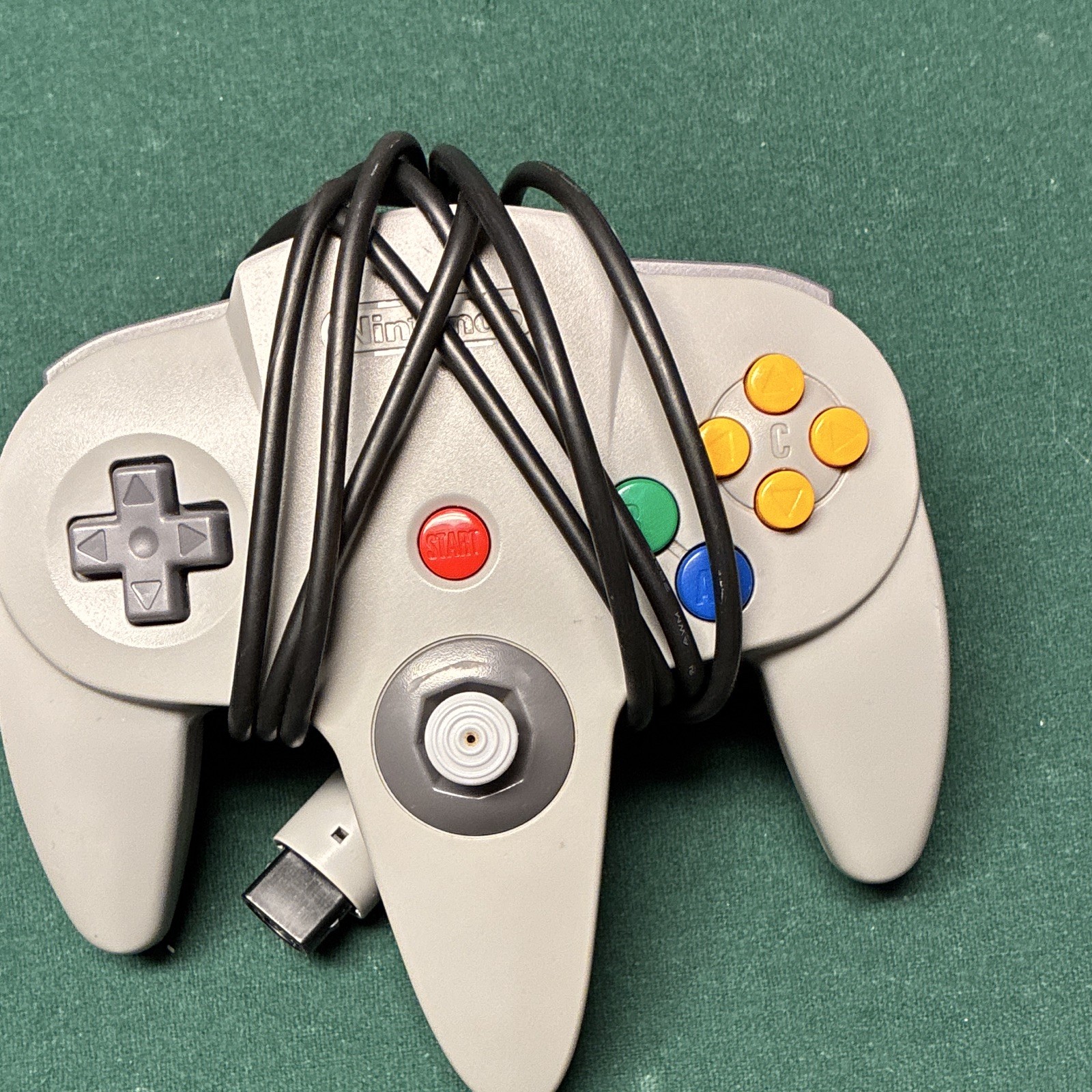Nintendo 64 N64 Console Gray w/ 1 Controller AV Cable Power Adapter NTSC-U/C