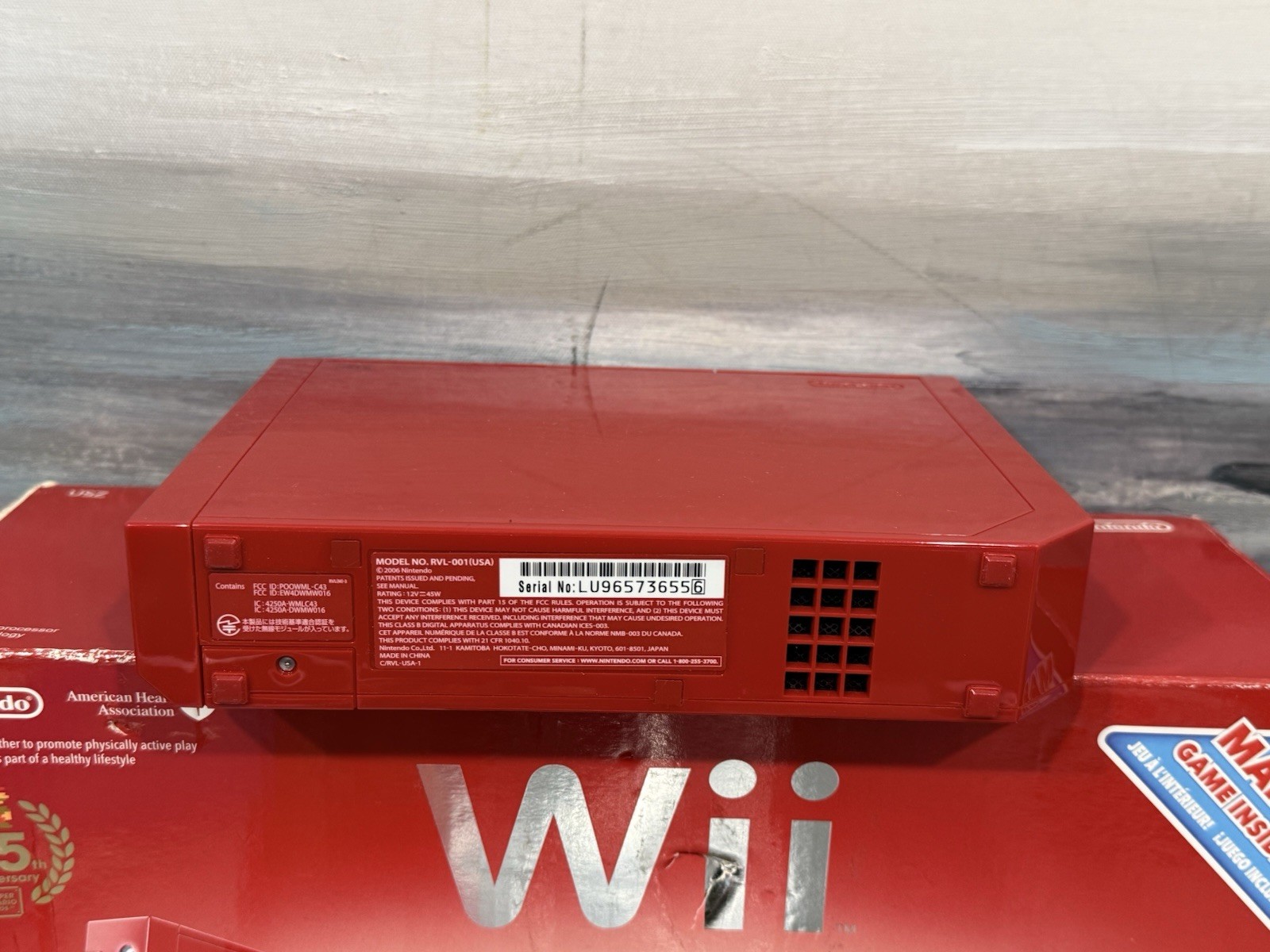 Nintendo Wii Red Console & Box RVL-001 (USA) Super Mario Bros. 25th Anniversary