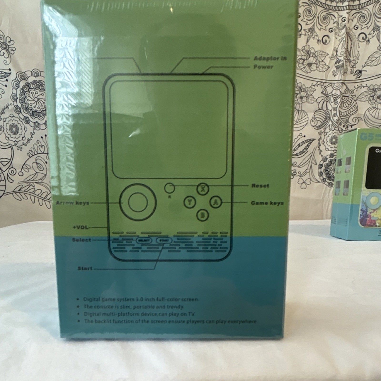 Gamebox G5 Handheld System HD Large Screen Gamepad Connect TV Multicolor