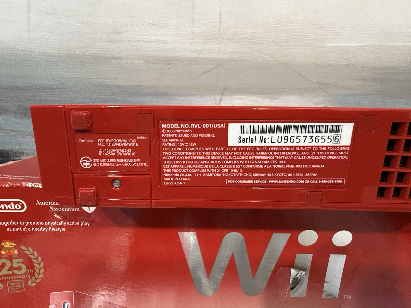 Nintendo Wii Red Console & Box RVL-001 (USA) Super Mario Bros. 25th Anniversary