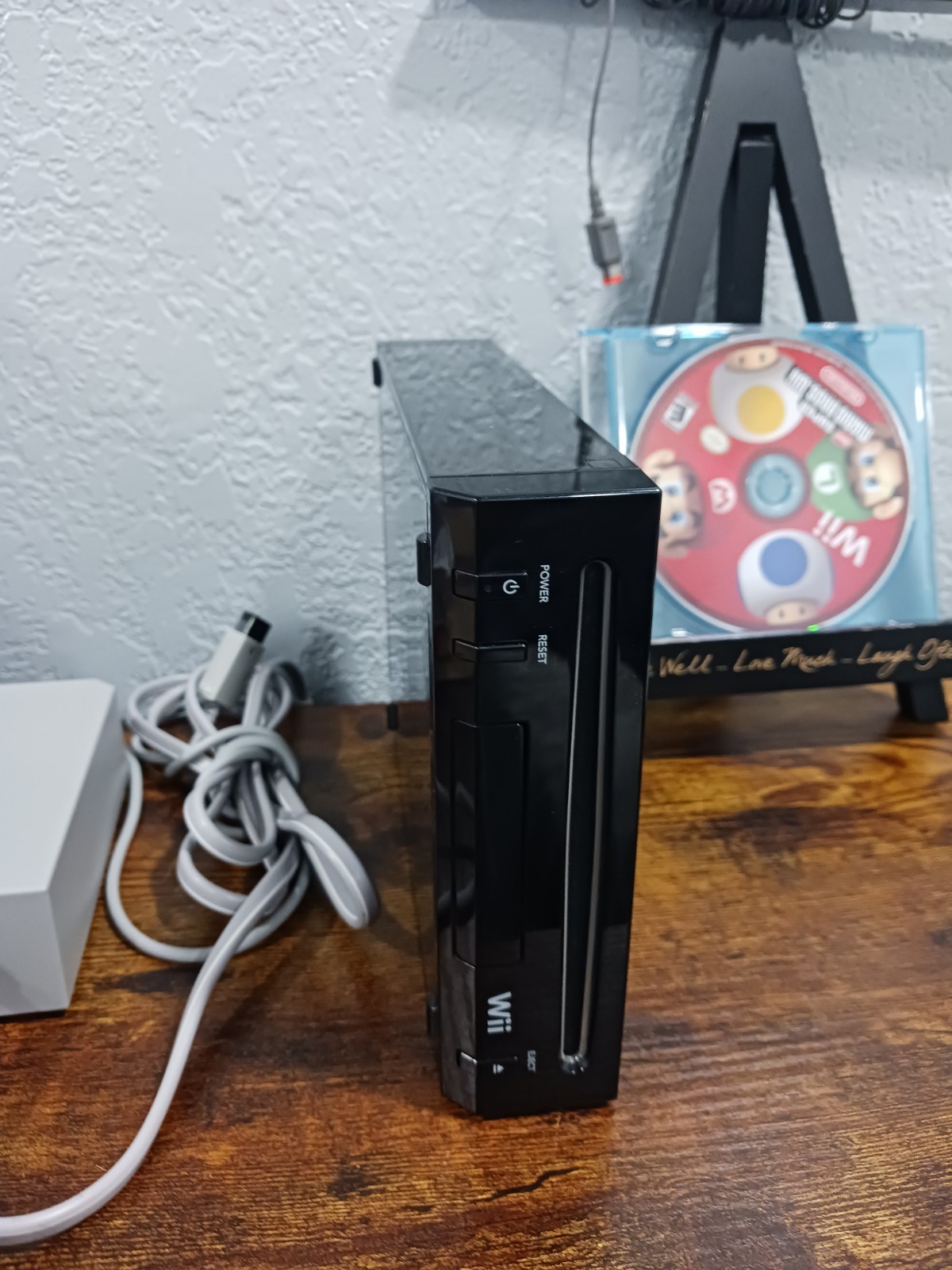 Nintendo Wii RVL-101 Black Console Bundle New Super Mario Bros Wii GameCube