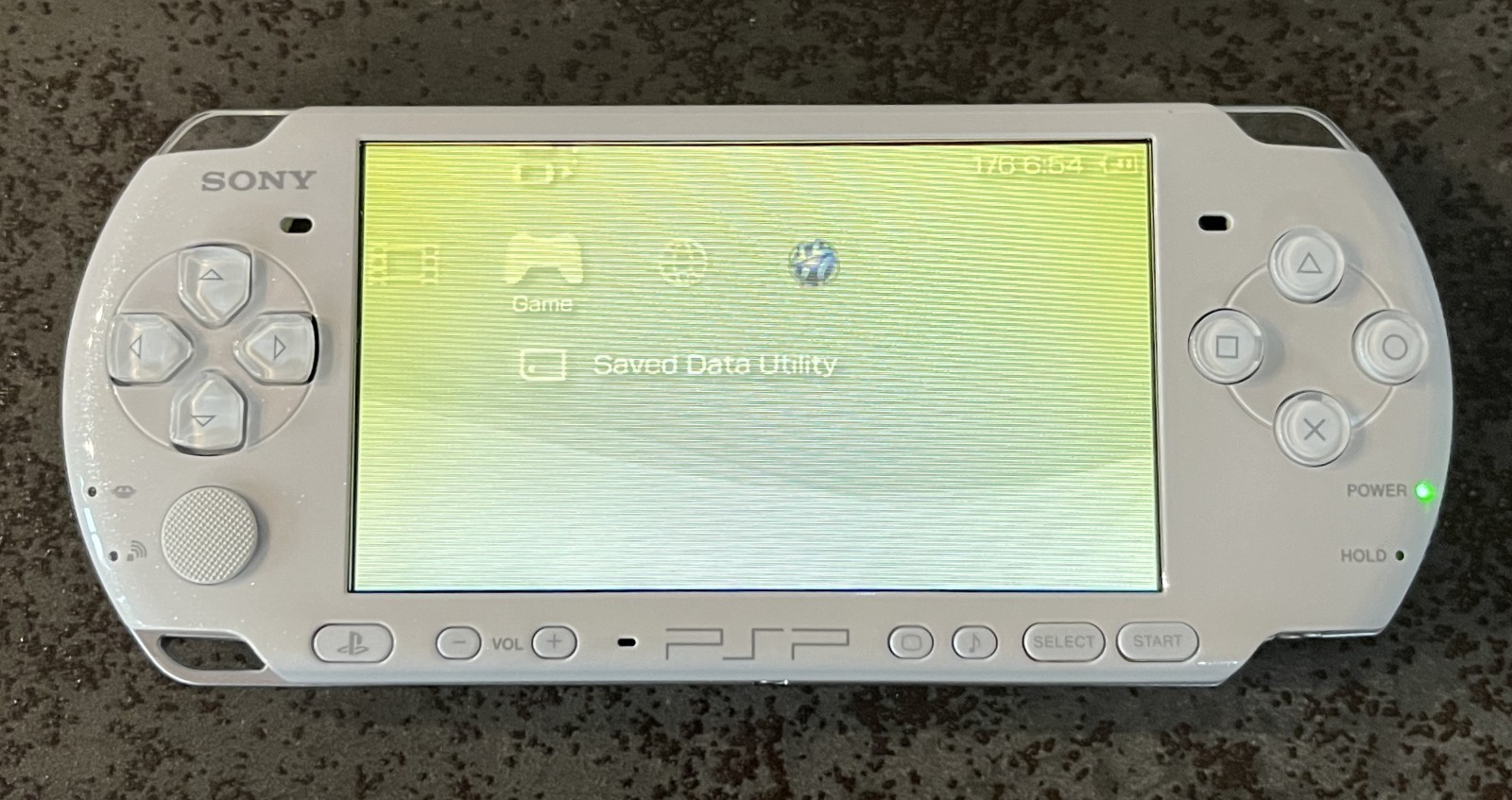 SONY PSP-3000 Console White Complete in Box Region Free w/4GB – Very Good