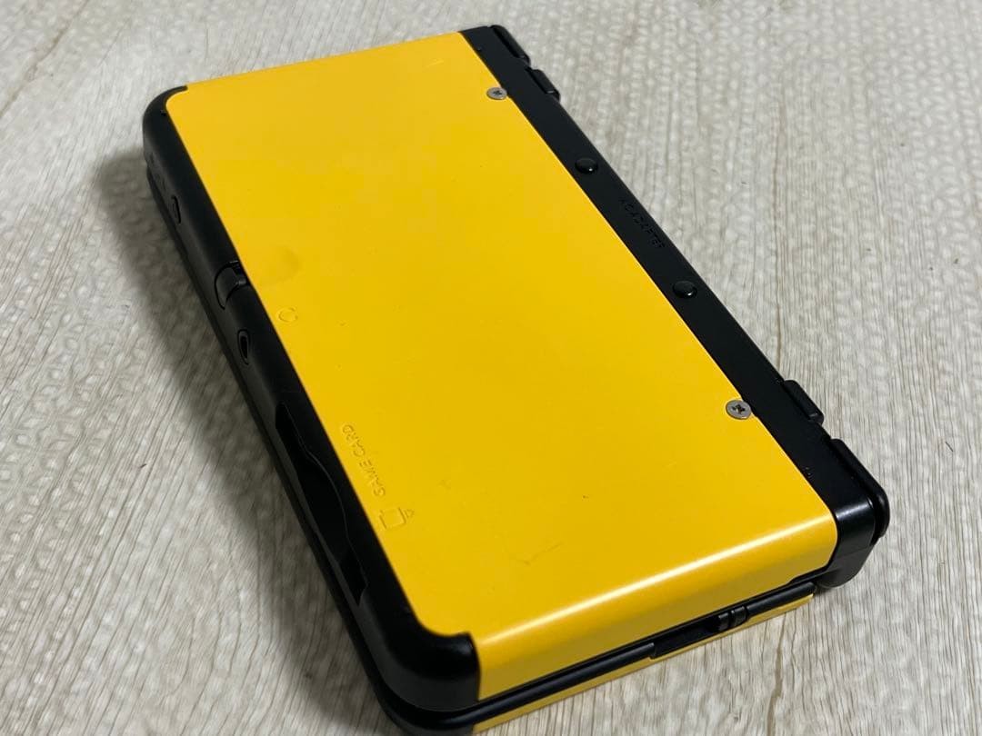 New Nintendo 3DS Black Console Style Japanese Ver Yellow Kisekae face Plate Set