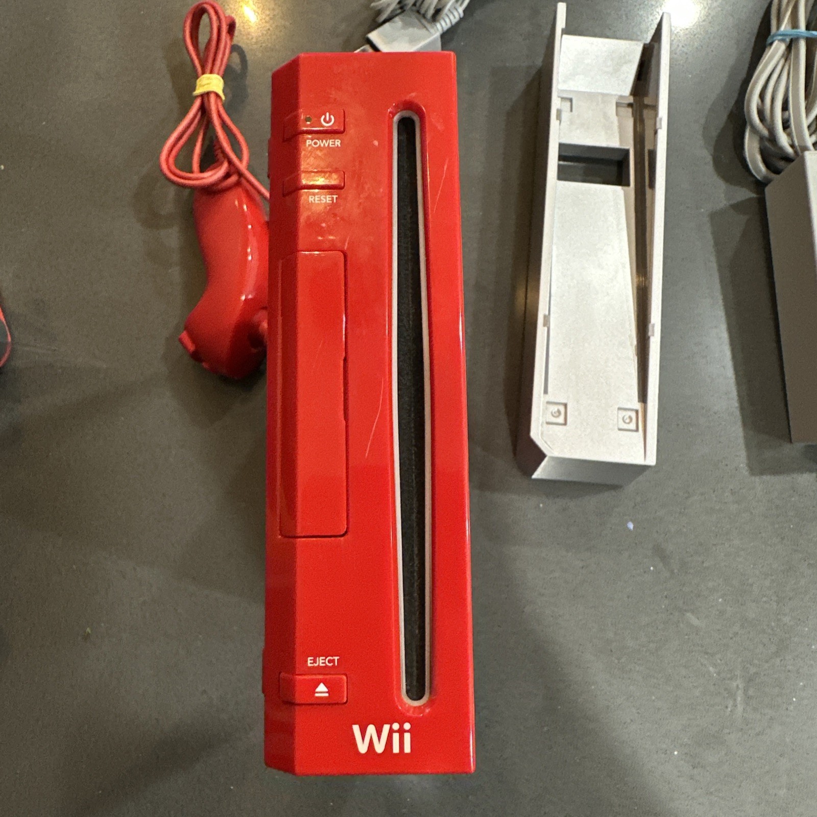 Nintendo Wii Red 25th Anniv Ed. RVL-001 Console, power supply, ac and nunchuck