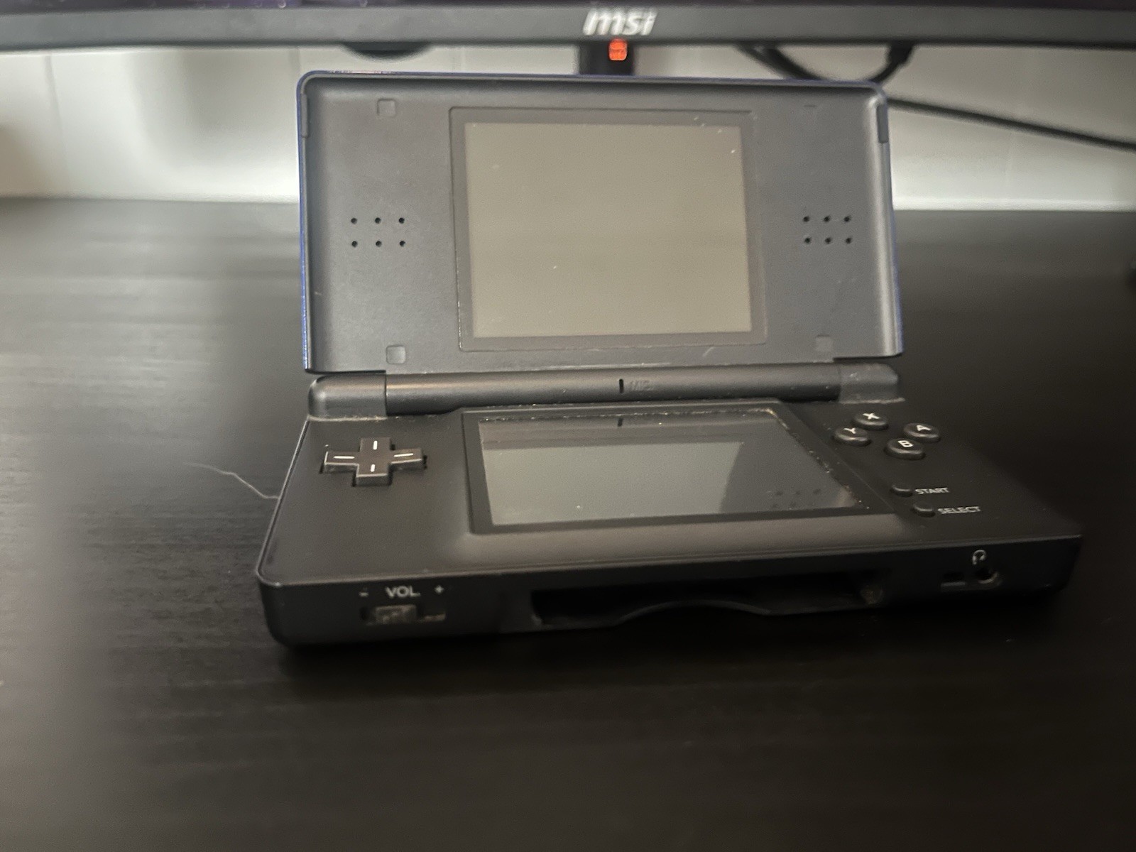 Nintendo DSi Handheld Console Black/Blue Wi-Fi Region Free 256MB TWL-001