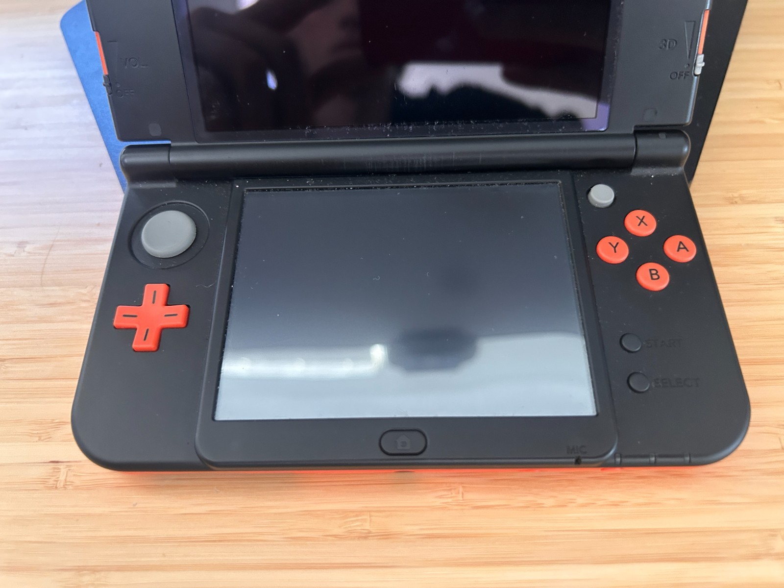New Nintendo 3DS XL Console Orange Black, Working w Charger & Hard Shell