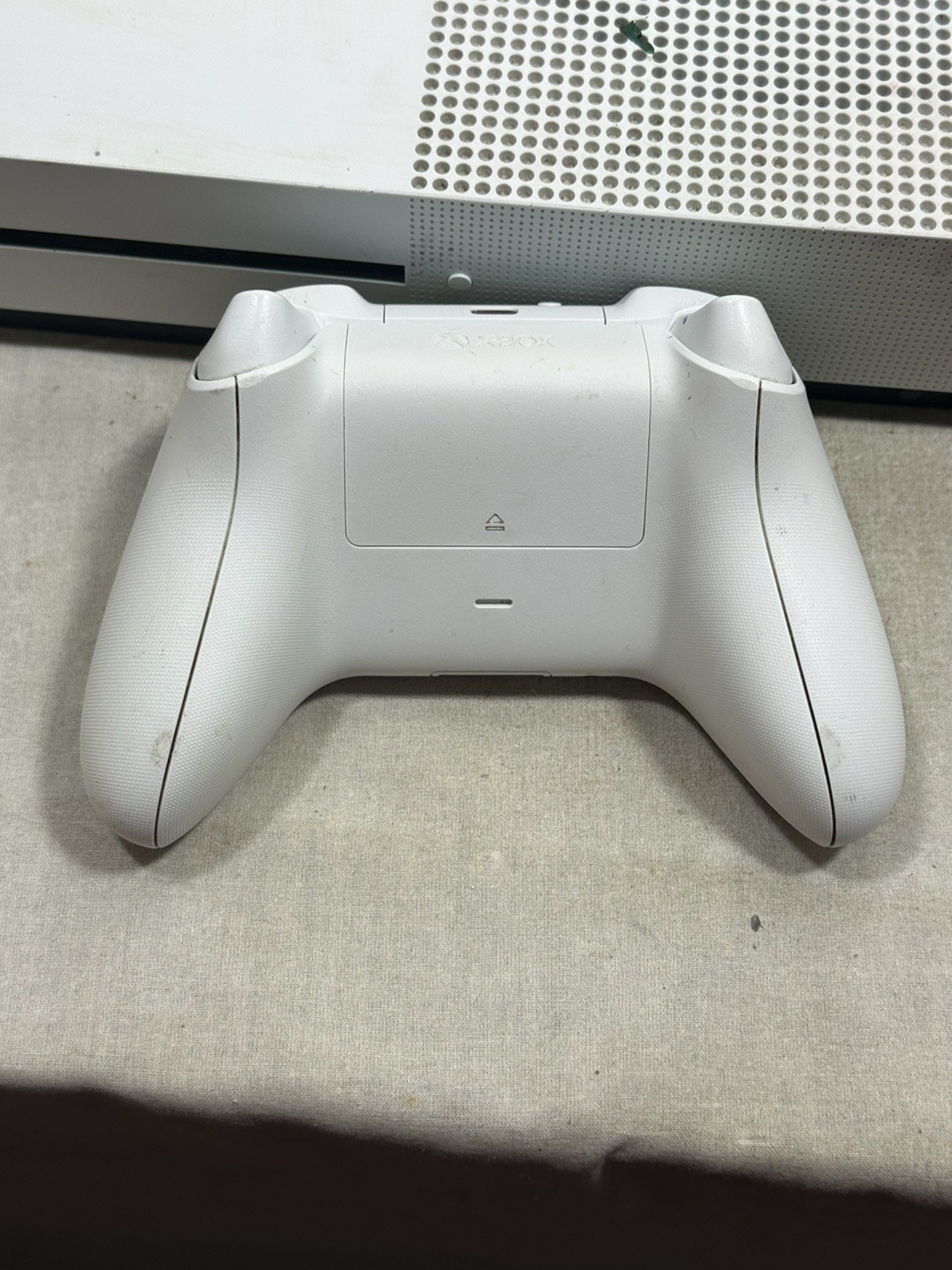Microsoft Xbox One S 500GB Model 1681 Console System Bundle – Tested and Reset