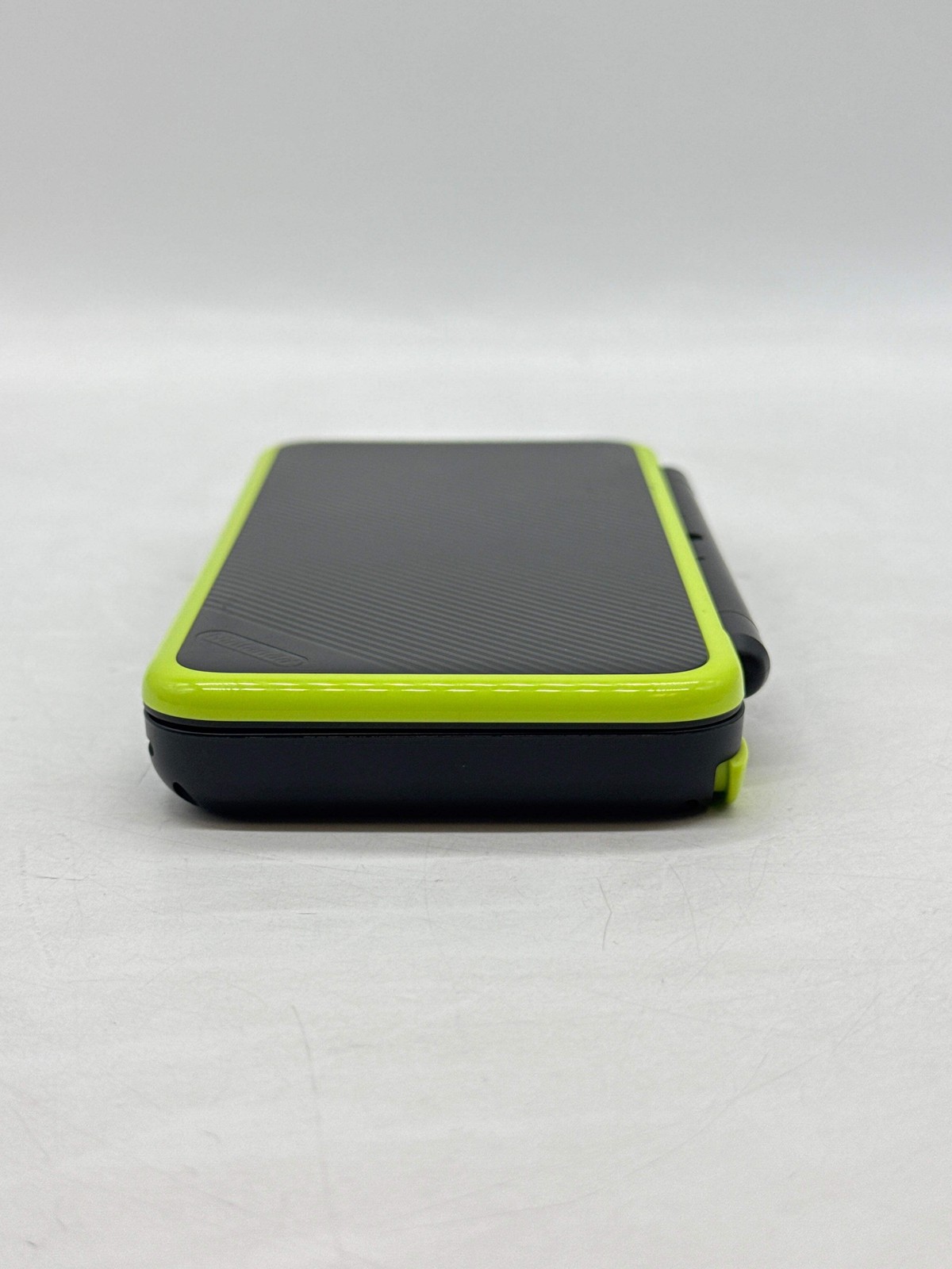Nintendo New 2DS XL Black lime Handheld Video Game Console