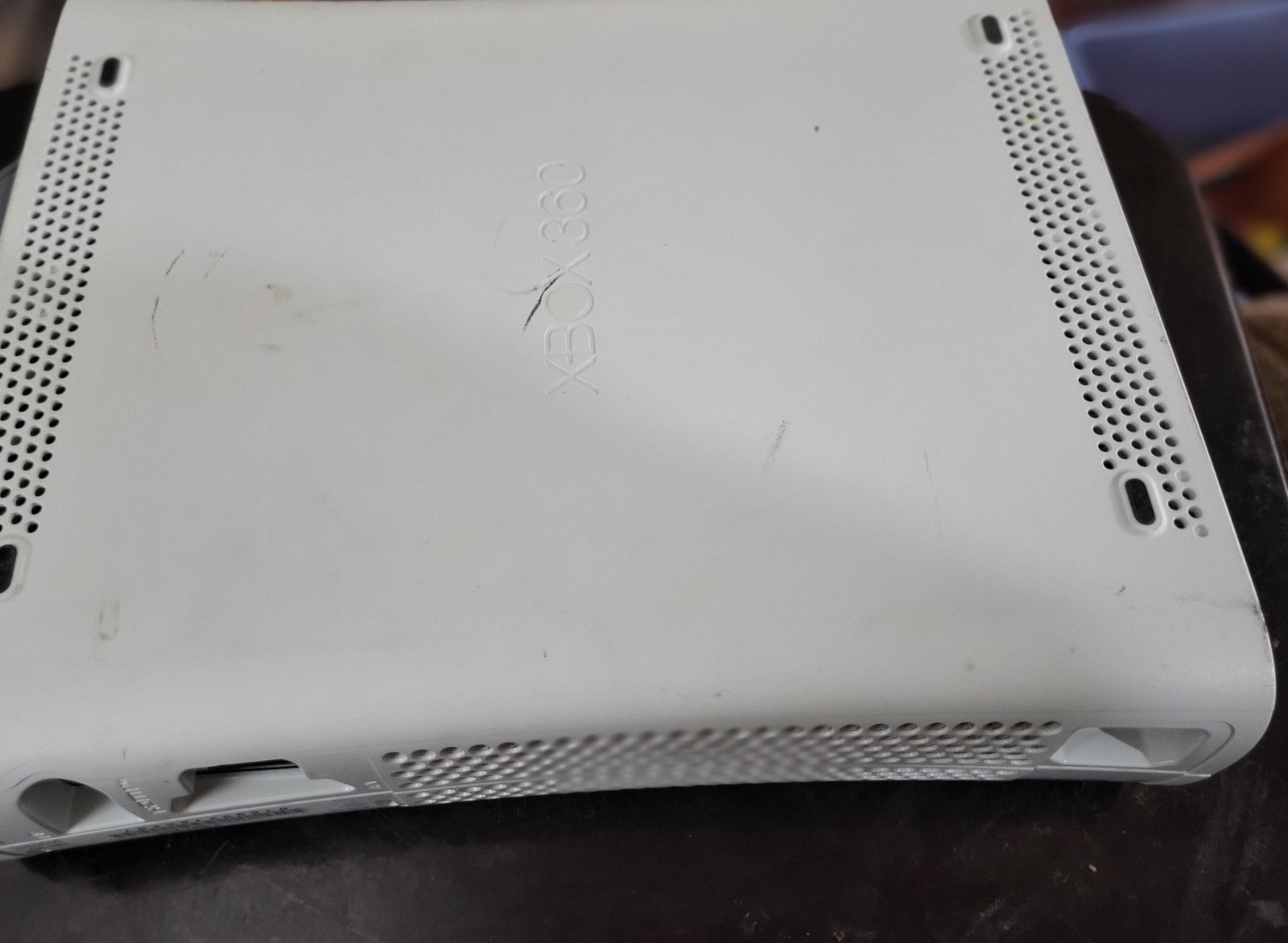 Microsoft Xbox 360 Bundle White 60GB Console W/2 Controllers & All Cords – Works