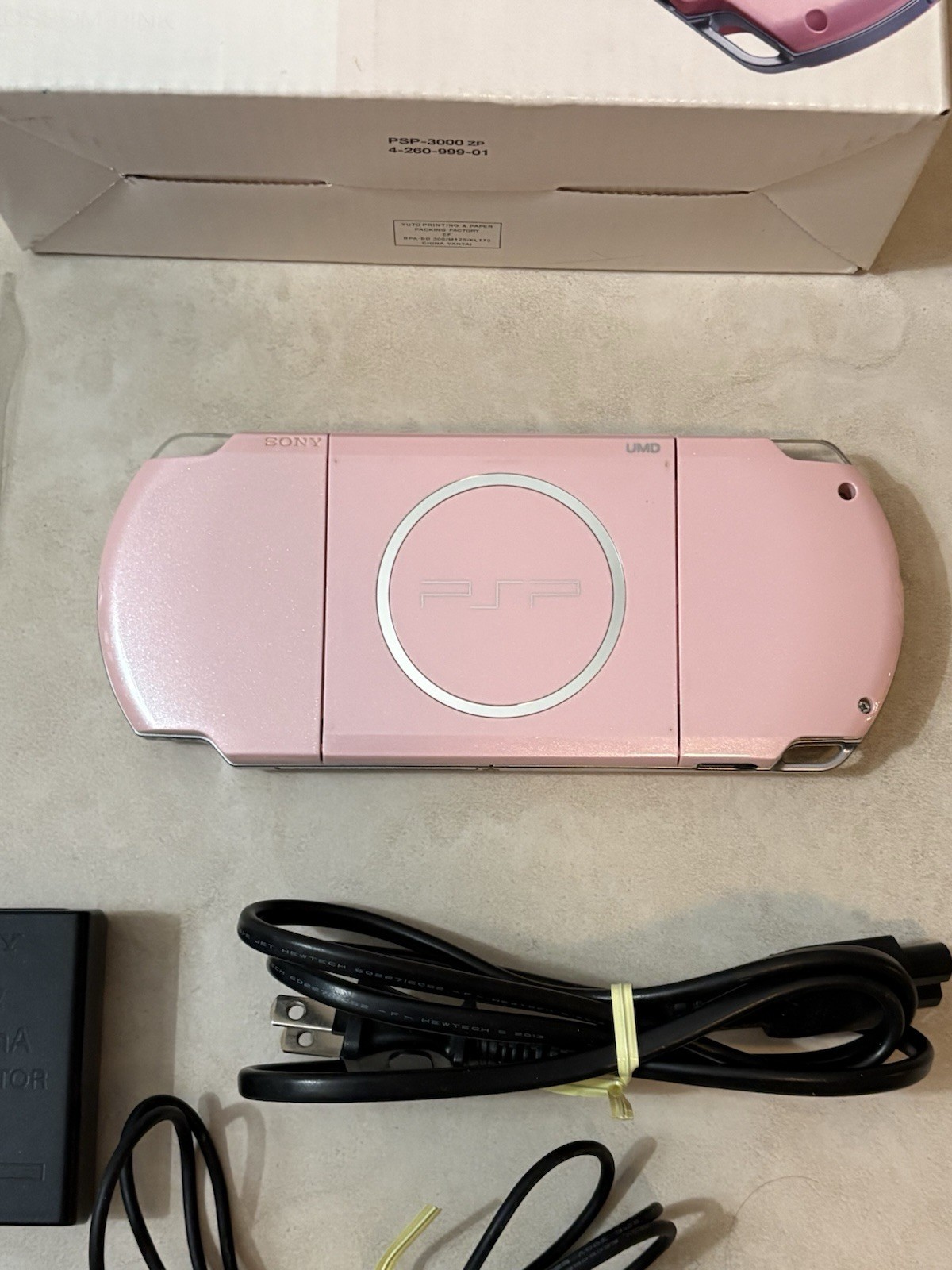Sony PSP 3000 Console, Blossom Pink Near Mint Complete In Box