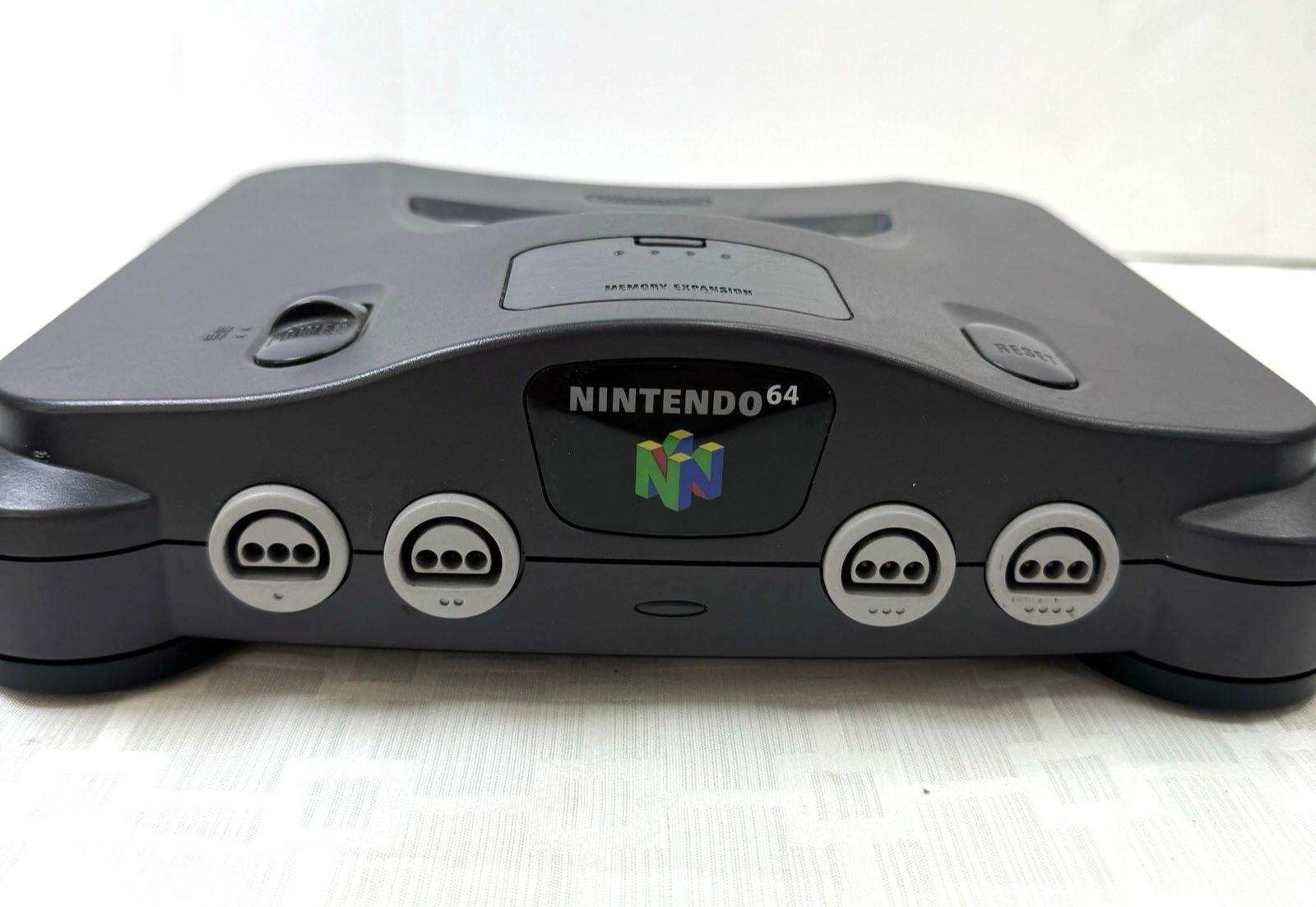 Nintendo 64 Console Bundle NUS-001 USA NS1 Serial # with Controller & Cables