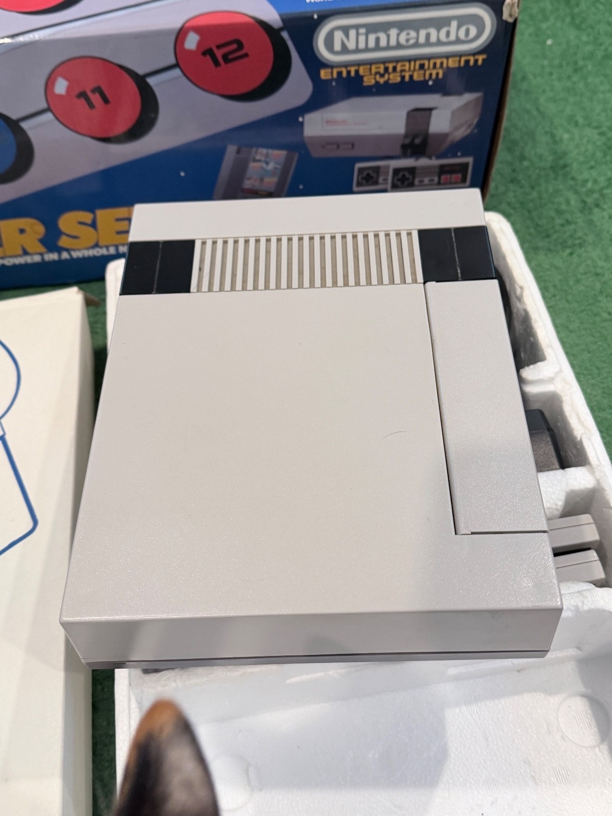 Vintage Nintendo NES Power Set Console Original Box Complete Works