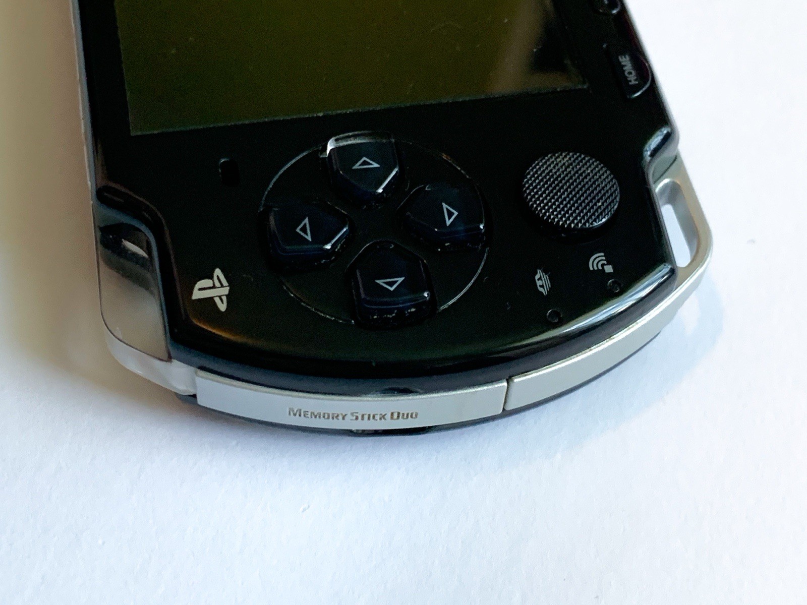 Sony PSP-2001 Black Bundle, 12 Games/movies (Tested), Hard Cases, New Batteries