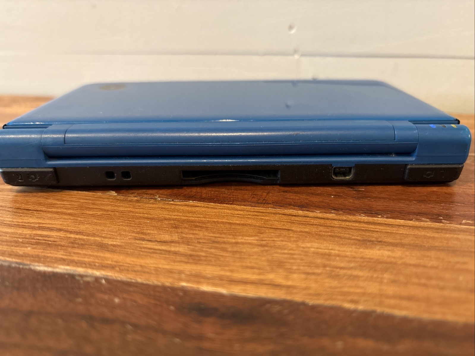 Nintendo DSi XL Handheld Game Console Only UTL-001 Blue