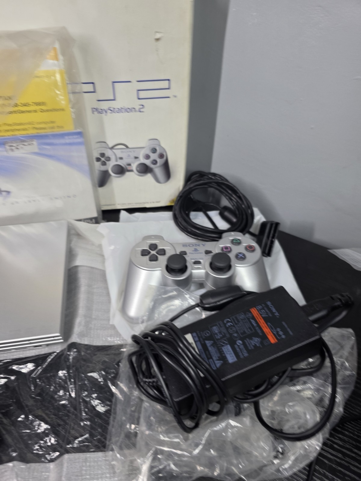 PS2 Slim Satin Silver PLAYSTATION 2 Console SCPH-77001 (Read DESCRIPTION)