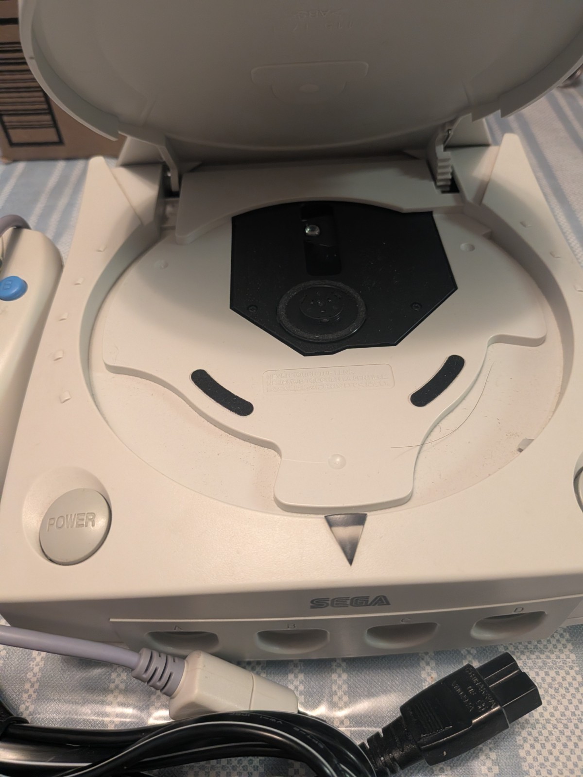 SEGA Dreamcast Console – White NTSC-U/C (US/Canada) -Tested HKT-3020