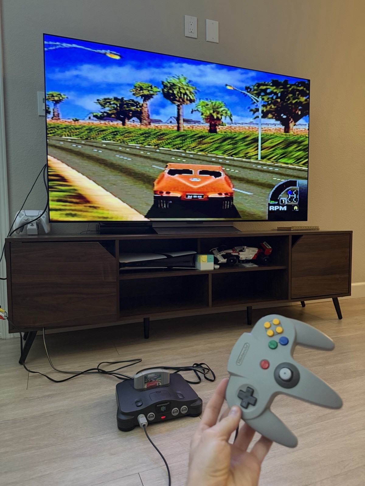 Nintendo 64 N64 Console Bundle 2 OEM Controllers Jumper Pak Cruis’n USA Tested