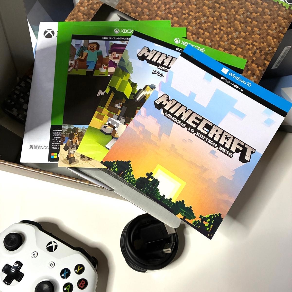 Xbox One S 500GB Minecraft Bundle – Used Good Condition – Ultra HD – Japan Model