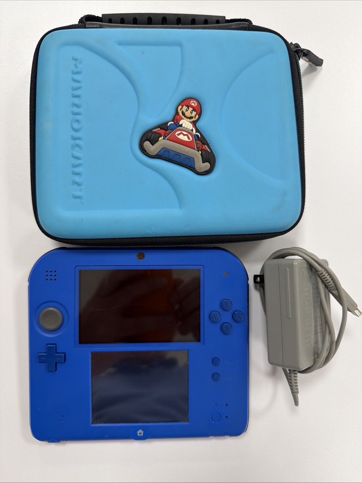 Nintendo 2DS Handheld Console Blue FTR-001 With New Super Mario Bros 2 Download