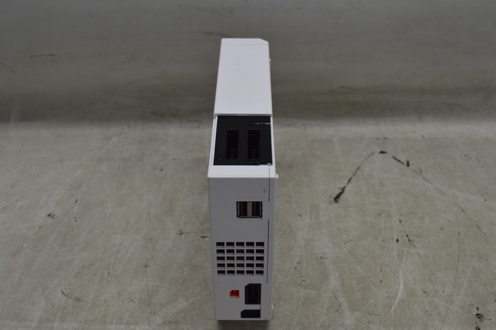 Nintendo Wii RVL-001(USA) Video Game Console *Console Only*