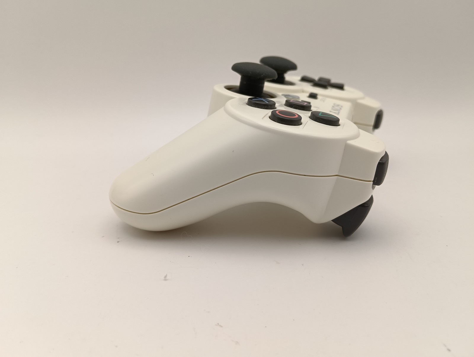 Sony PS3 CECH-2500A White 160GB Console Bundle DualShock 3 Controllers Tested