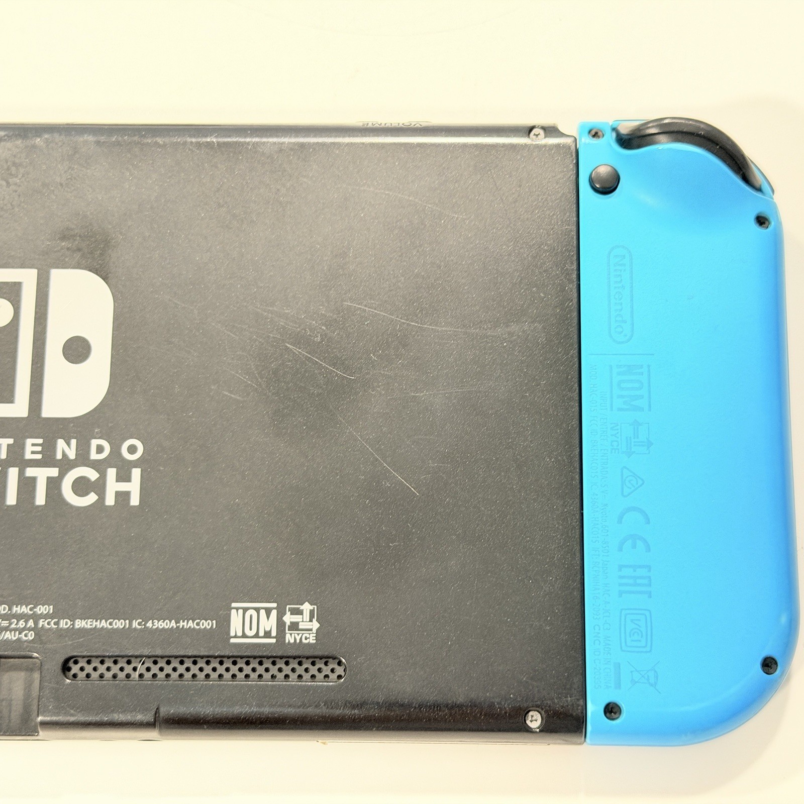 Nintendo Switch Console Neon Blue/Red Joy-Con Lot Won’t Charge Parts Only