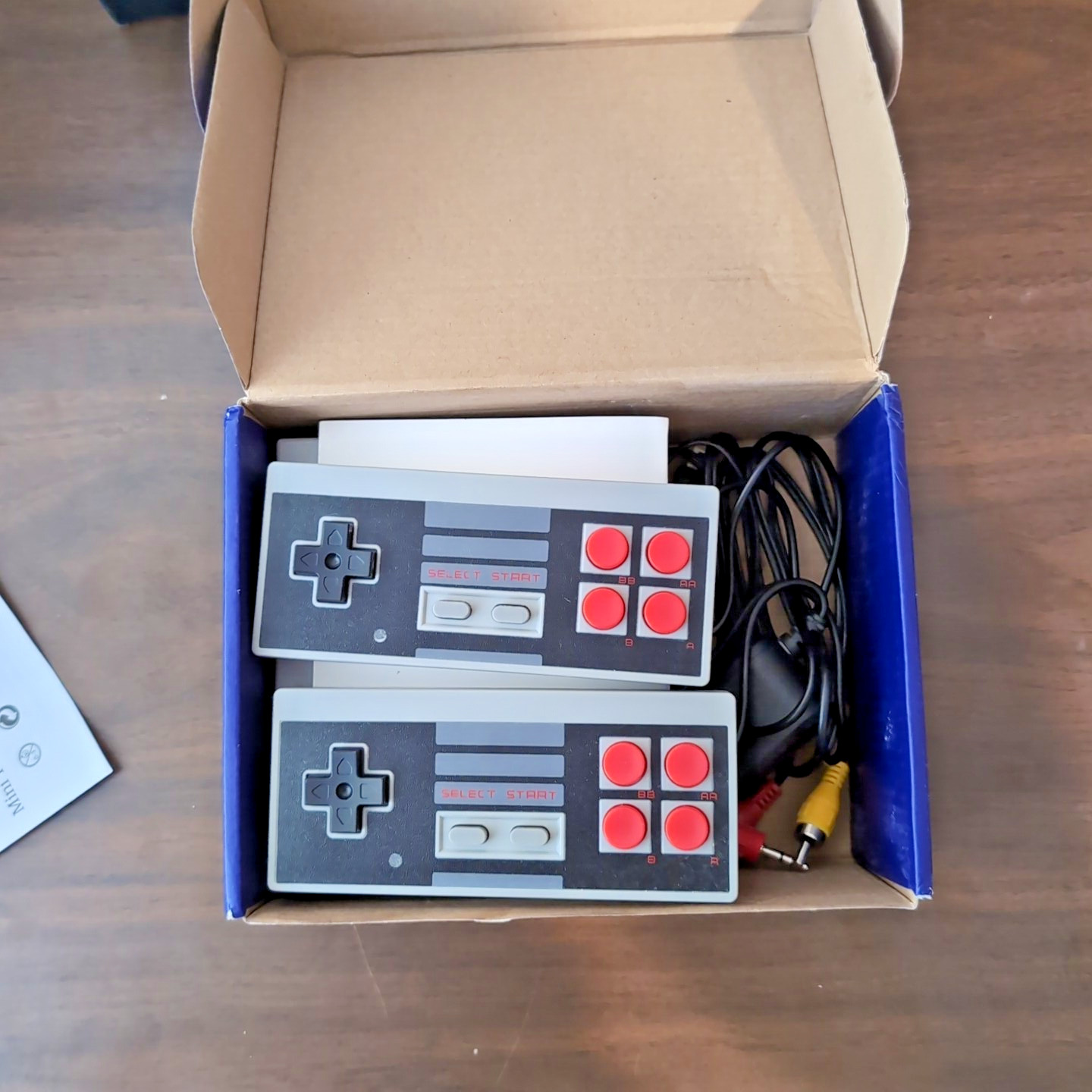 Retro Wireless Entertainment System – 620 Built-In Games