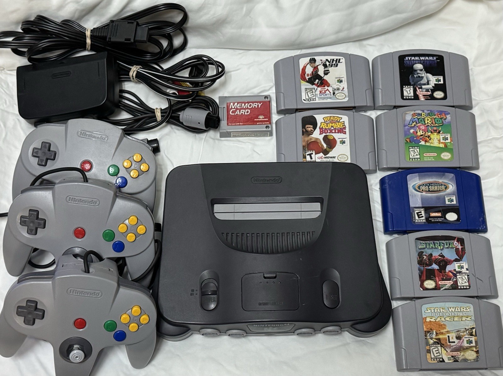 Nintendo 64 N64 Console Bundle Tested Working 3 OEM Controllers 7 Games Mario 64