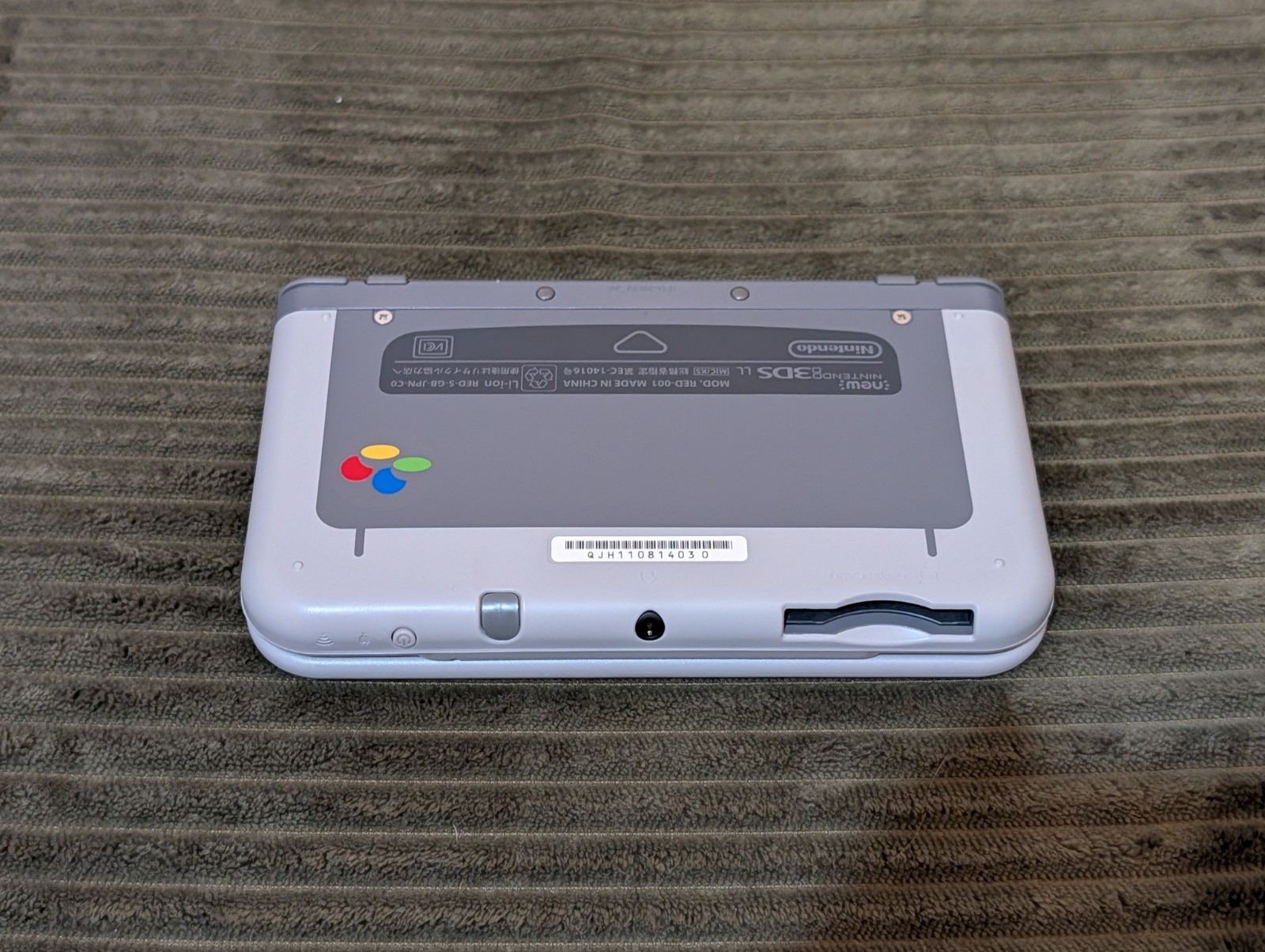 New Nintendo 3DS LL Super Famicom Edition Complete in Box [NTSC-J]