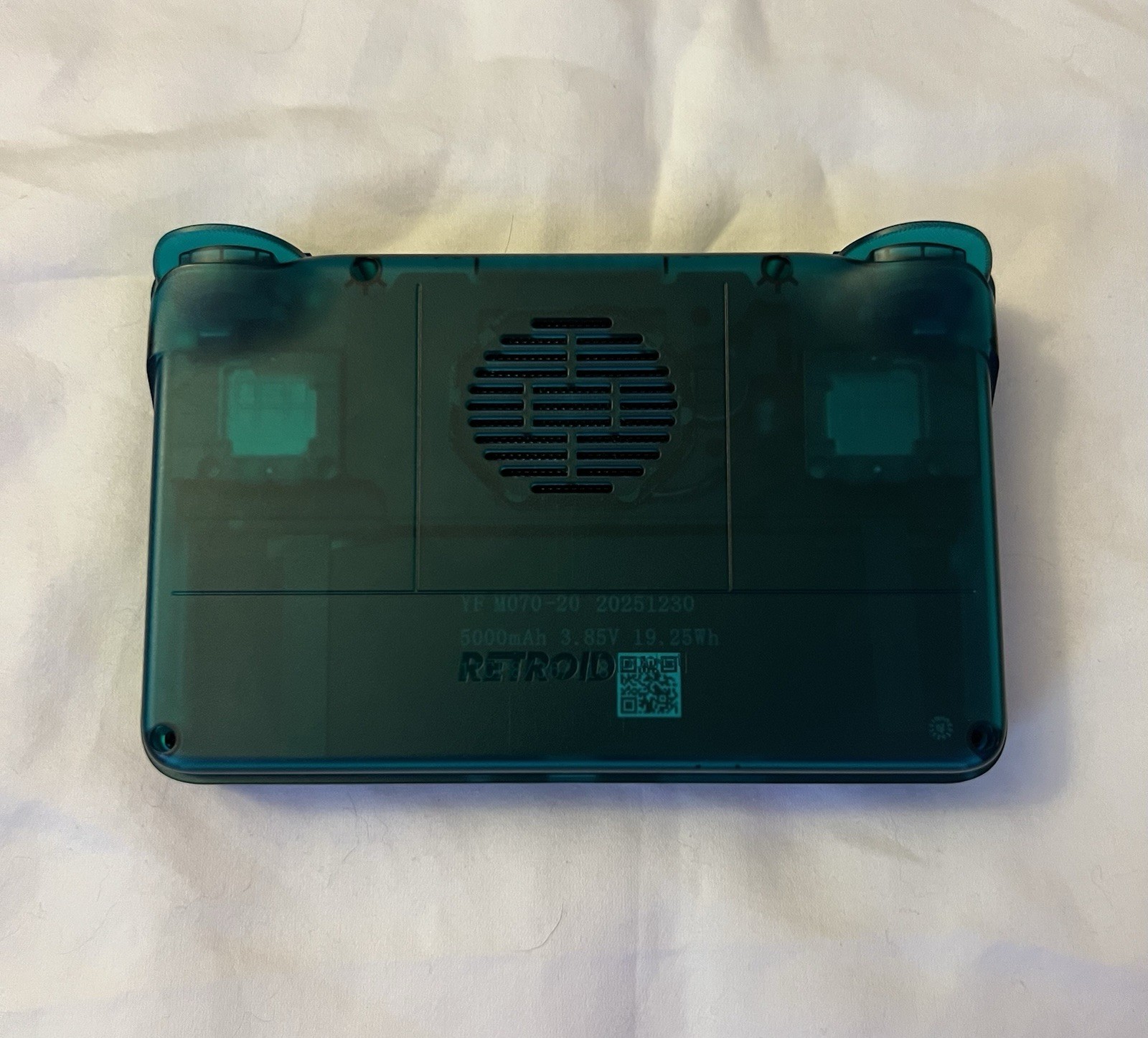 Retroid Pocket Flip 2 Ice Blue Handheld w/ Case & Lanyards Tested (SD865 Model)