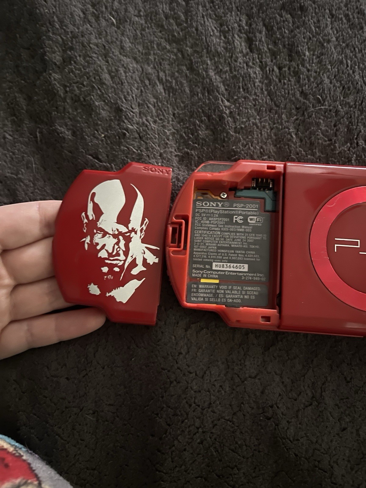 Sony PSP-2001 Red God of War Console Bundle w/UMD Discs Case(No battery/Charger)
