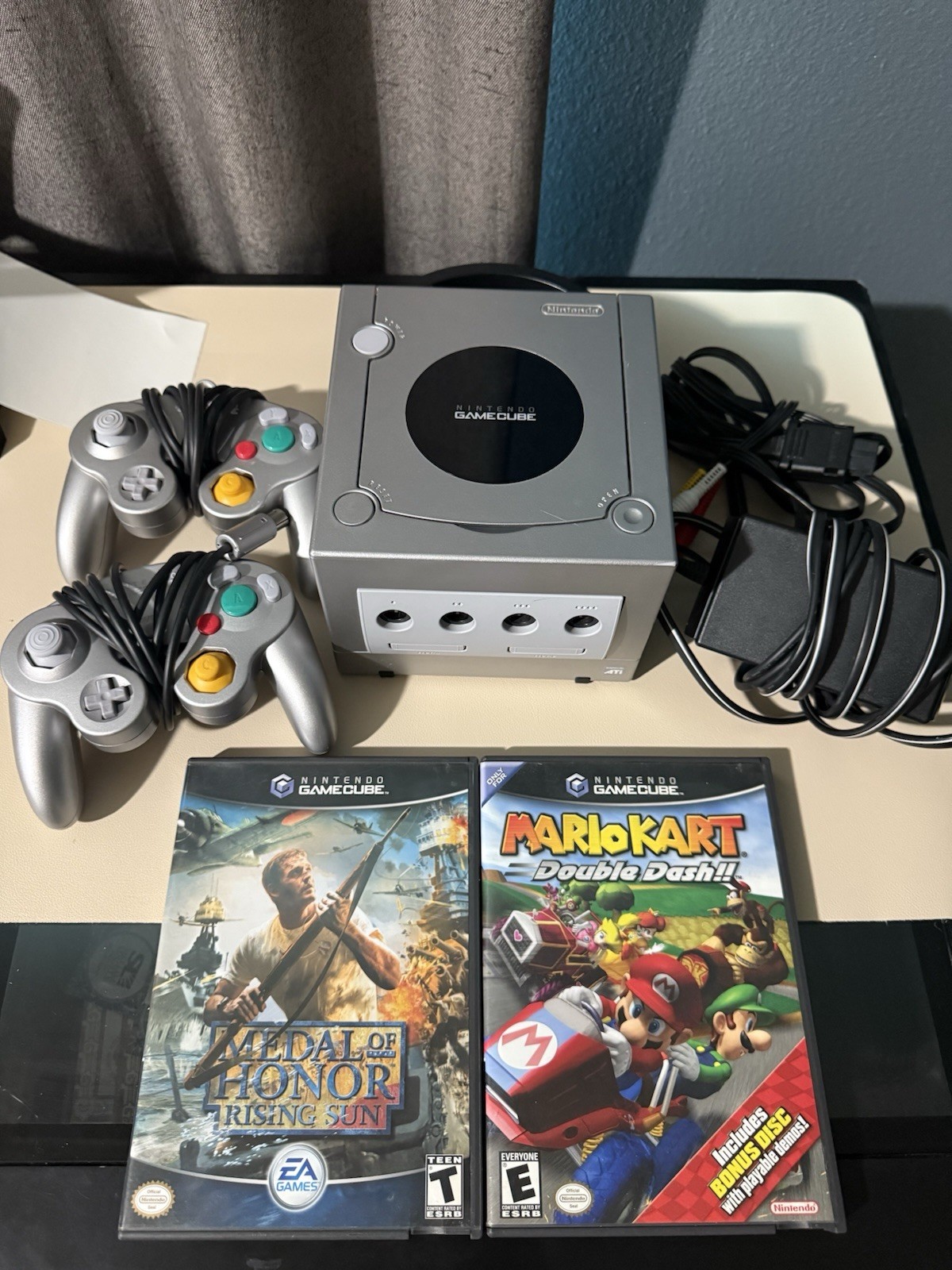 Nintendo GameCube Silver Console with 2 Controllers Mario Kart Double Dash Bundl