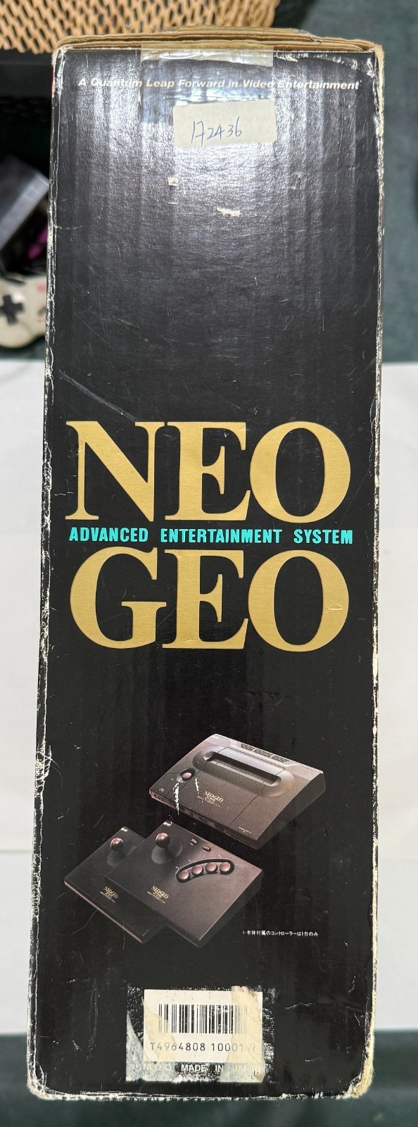 Japanese SNK Neo Geo AES Console + Box + 2 Controllers + OEM Power, AV Cables
