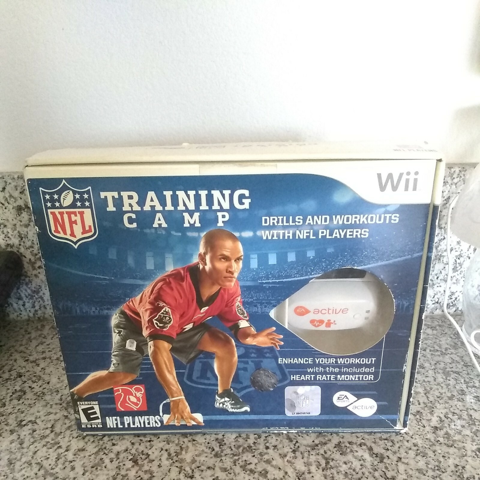 Nintendo Wii White Game Console with Wii Sports Game 12 games In Box Tested!!!