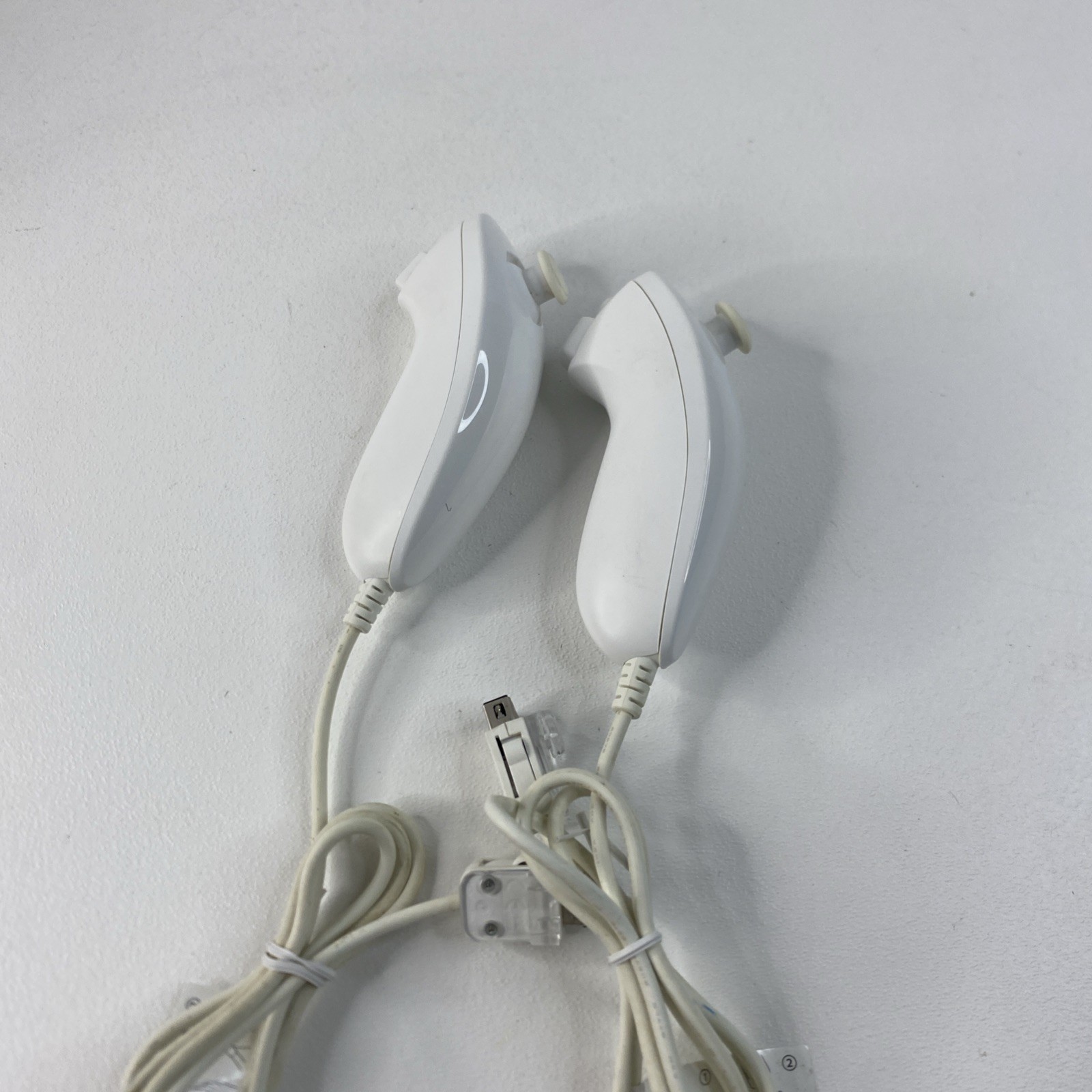 Nintendo Wii RVL-001(USA) Console Bundle Tested W/ Controllers Sensor Bar & More