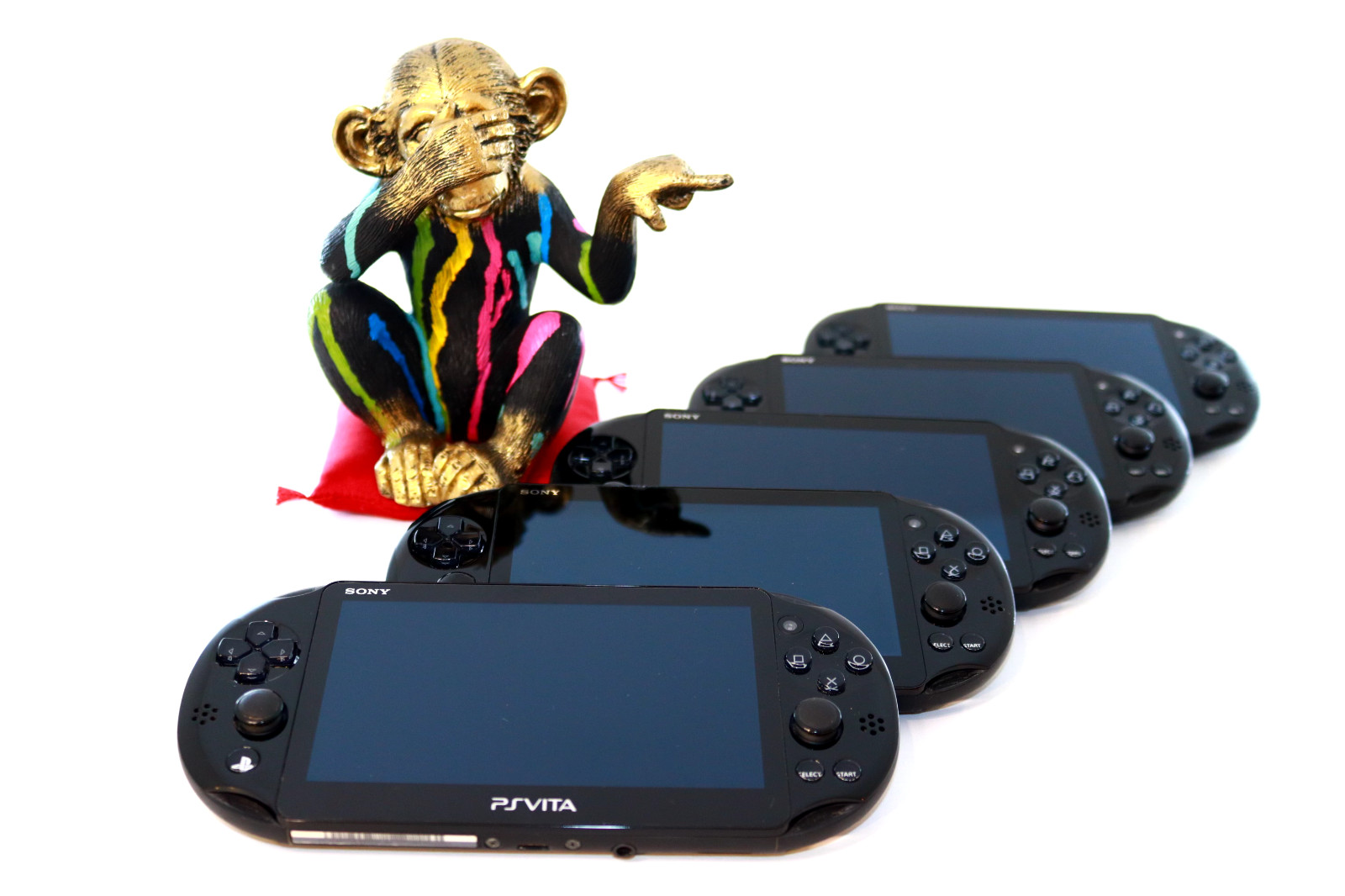 SONY PS Vita PCH-2000 Black Console Only W/USB cable Select 3Rank【1Day Shipping】